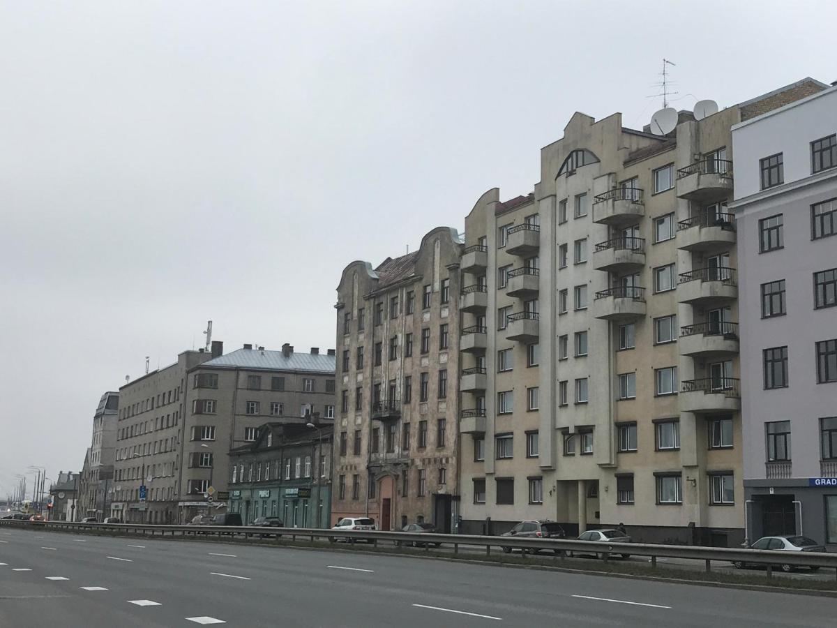 ריגה Riverside Promenade Apartment M מראה חיצוני תמונה